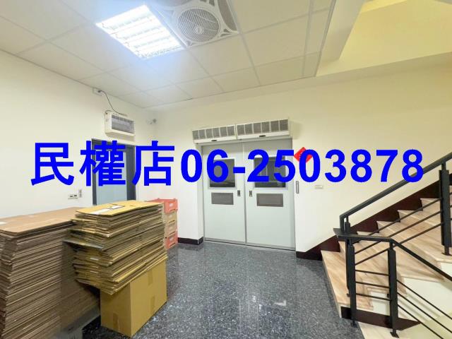 台南南區店面-12