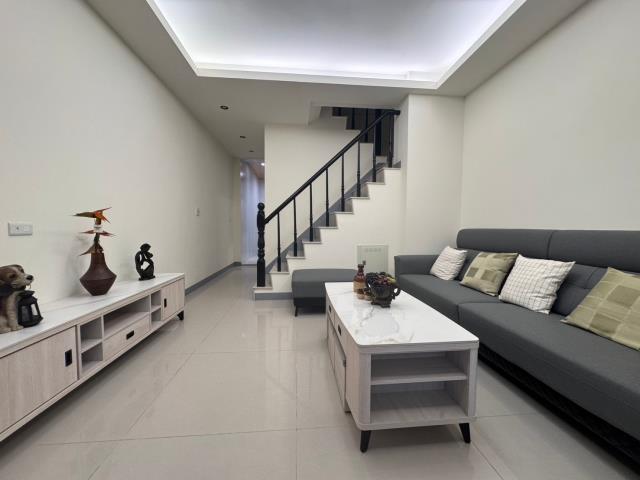 台南仁德透天-1