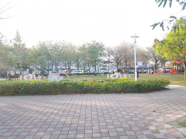 台南南區透天-15