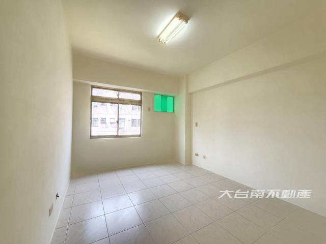 台南新市華廈-7