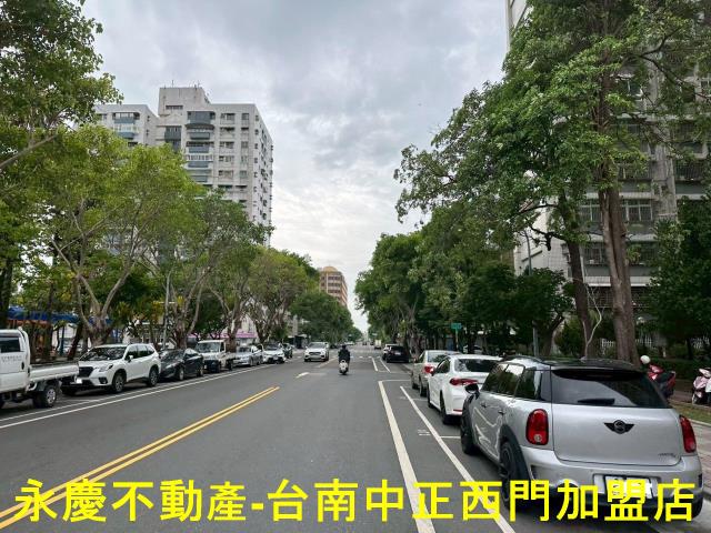 台南南區透天-12