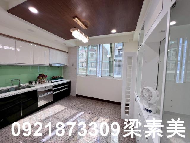 台南東區透天-10