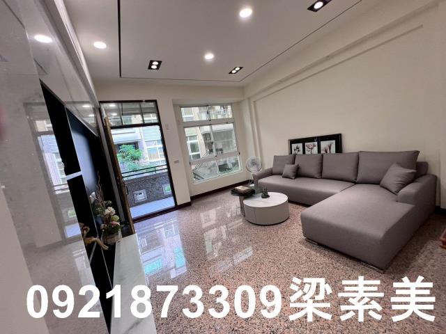 台南東區透天-1