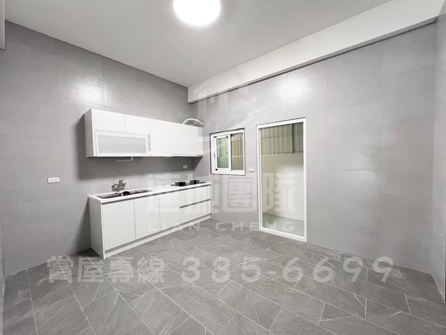 台南南區透天-8