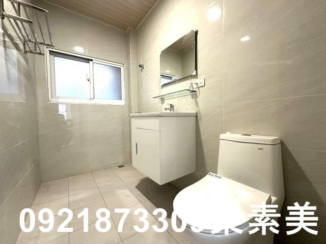 台南南區透天-11