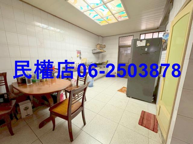 台南安平透天-8