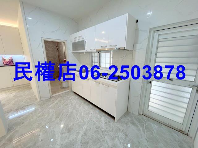 台南南區透天-11