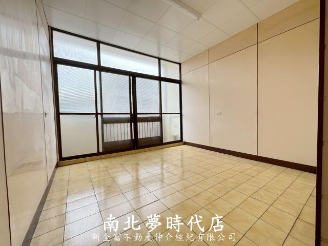 台南南區透天-11