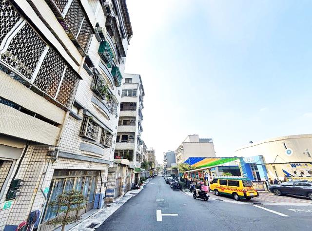 台南市崇德十六街套房