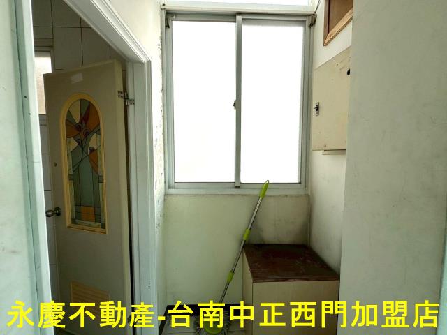 台南南區透天-11