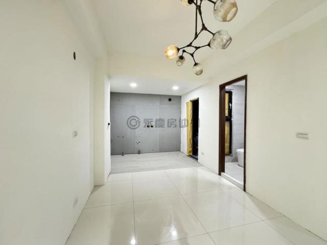 台南東區公寓-1