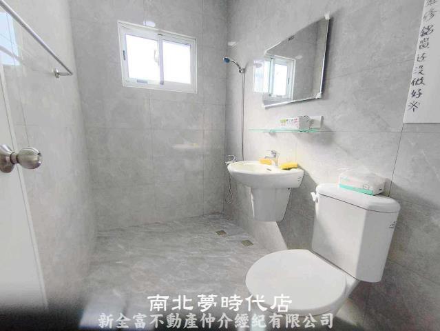 台南南區公寓-12