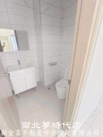 台南東區透天-13