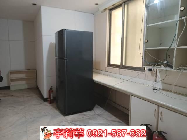 台南東區透天-9