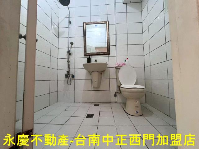 台南東區公寓-9