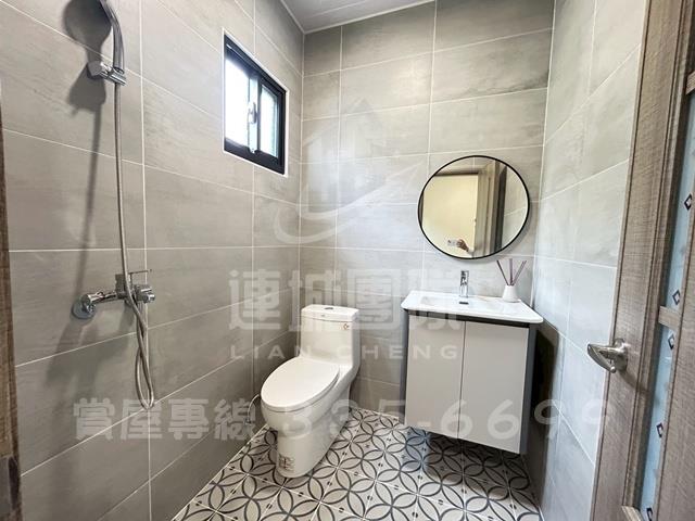 台南南區透天-12