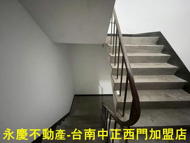 台南南區公寓-14